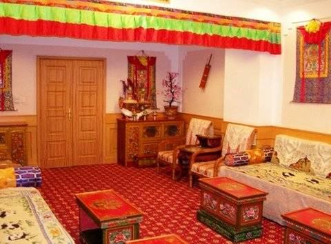 Tibet Hotel Lhasa Exterior foto